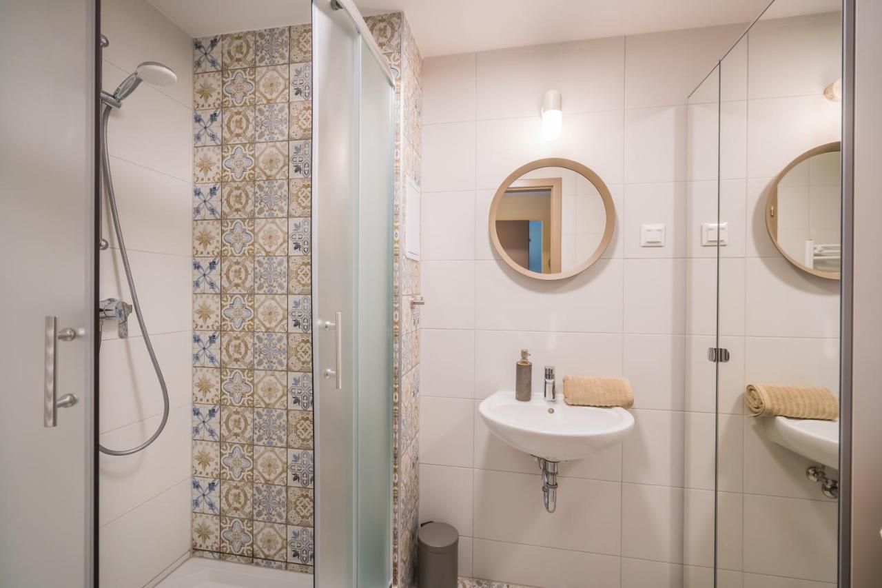 Mf Adriana Panorama Apartment Siófok Eksteriør billede