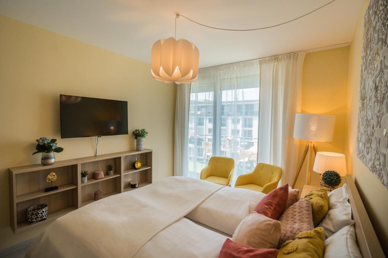 Mf Adriana Panorama Apartment Siófok Eksteriør billede