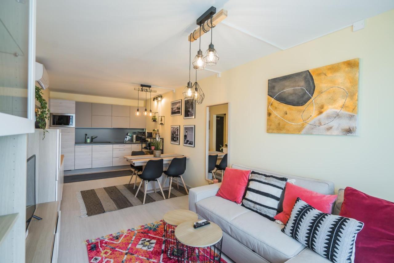 Mf Adriana Panorama Apartment Siófok Eksteriør billede